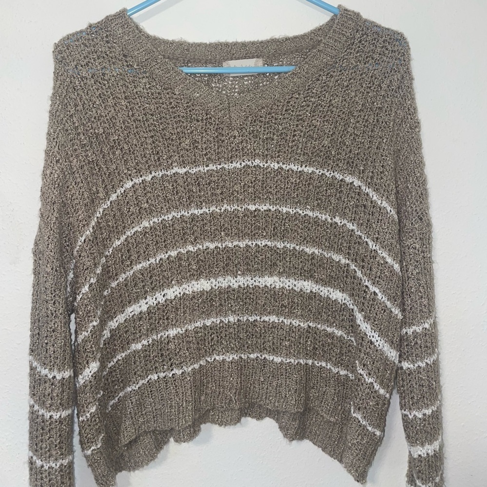 size XS. sweater